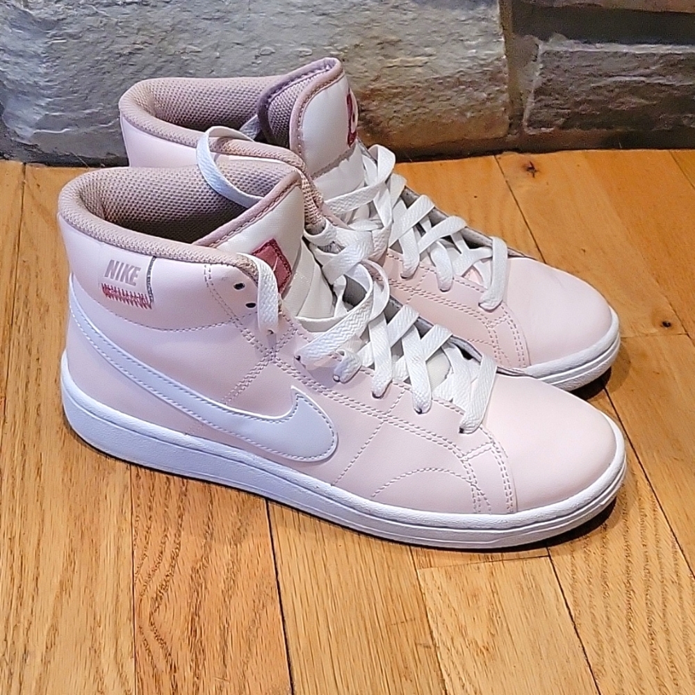 Nike Court Royale 2 Mid